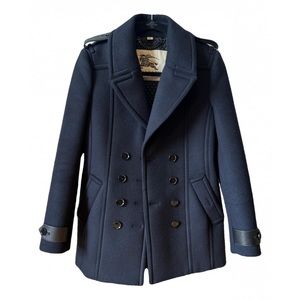 EUC Burberry Wool/Cashmere Peacoat in Navy